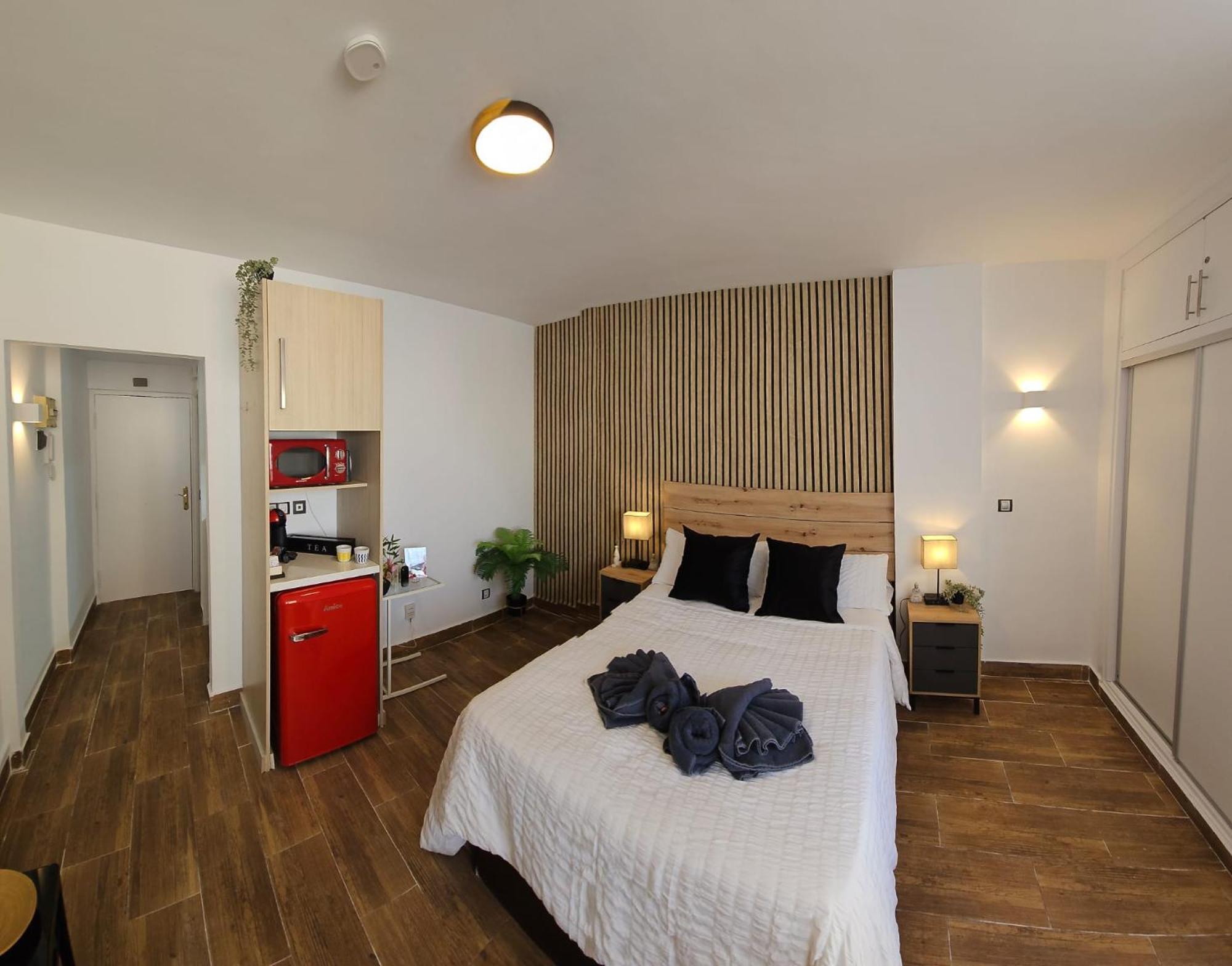 Namaste Modern Elegance City Center Apartment By Namaste Elite Torremolinos Exterior foto